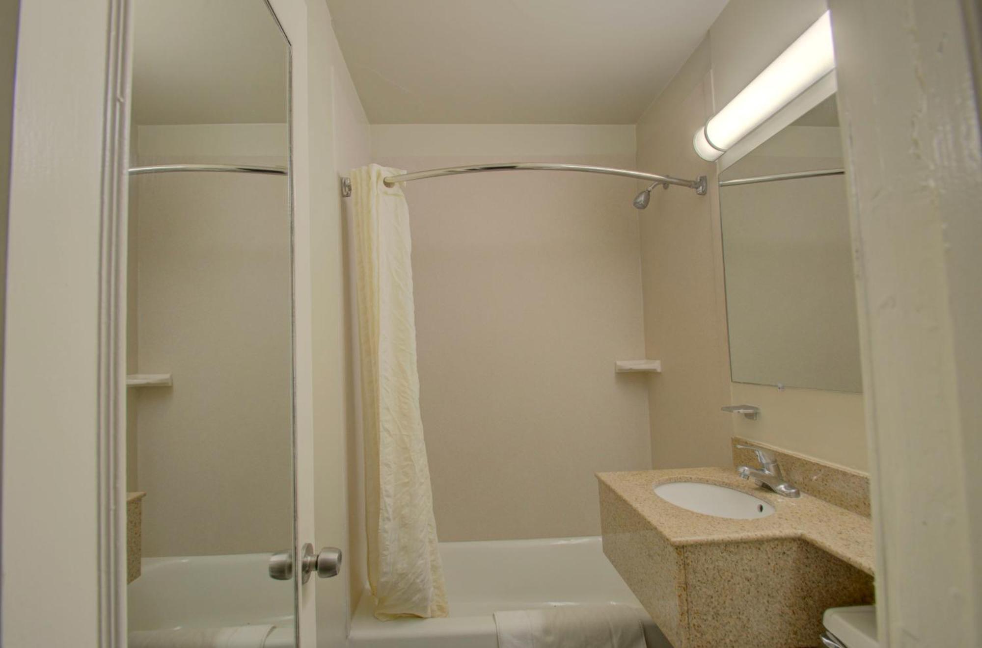 Budget Inn Falls Church Dış mekan fotoğraf