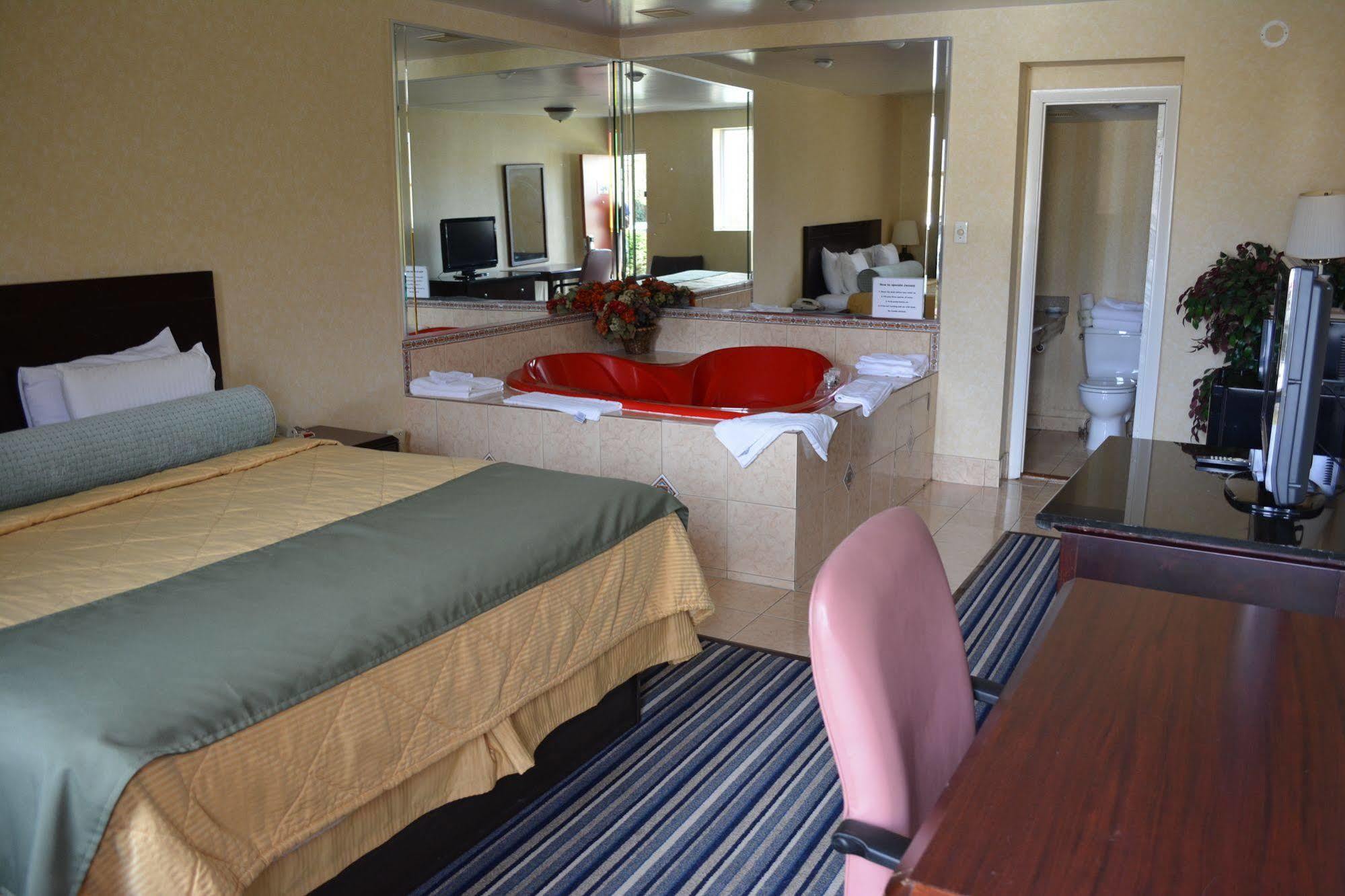 Budget Inn Falls Church Dış mekan fotoğraf