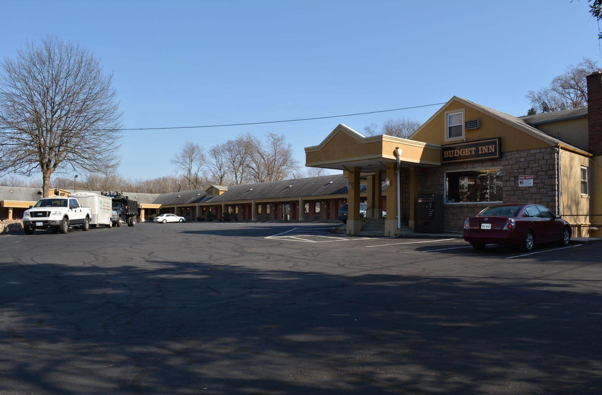 Budget Inn Falls Church Dış mekan fotoğraf